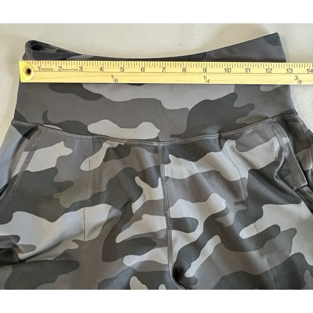 Old Navy Joggers Sz Medium Tall Camuflaje‎ Women's Gym Yoga Running
